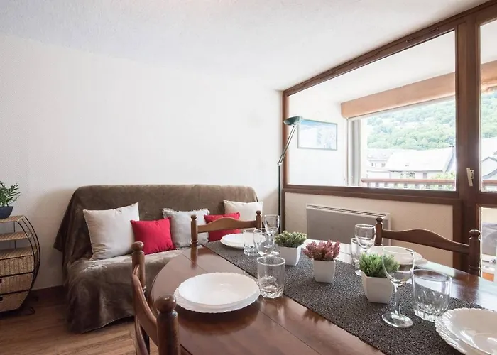 4 Personnes Proche Telepherique, Lary Village - Fr-1-296-174